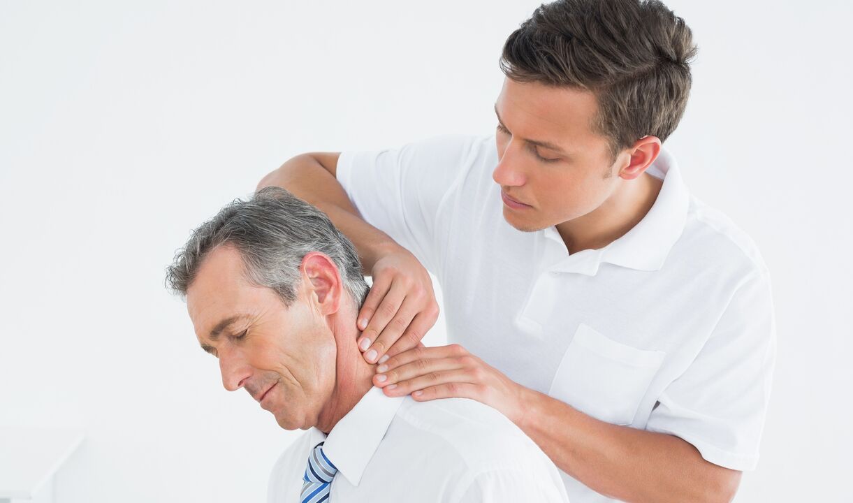 a gerinc radikuláris fájdalma nyaki osteochondrosis fájdalom a vállízületben